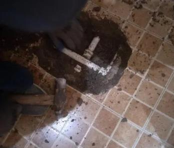 南开卫生间漏水维修公司为您分享下卫生间渗水如何处理及注意事项