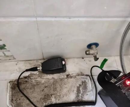 南开屋顶漏水维修公司分享下卫生间漏水的危害及解决方法